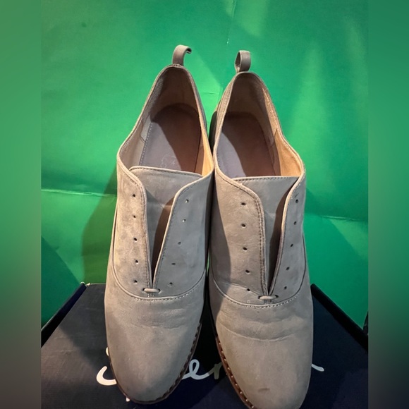 Splendid Gray Leather No Tie Slip on Oxfords size 9 - Picture 3 of 16